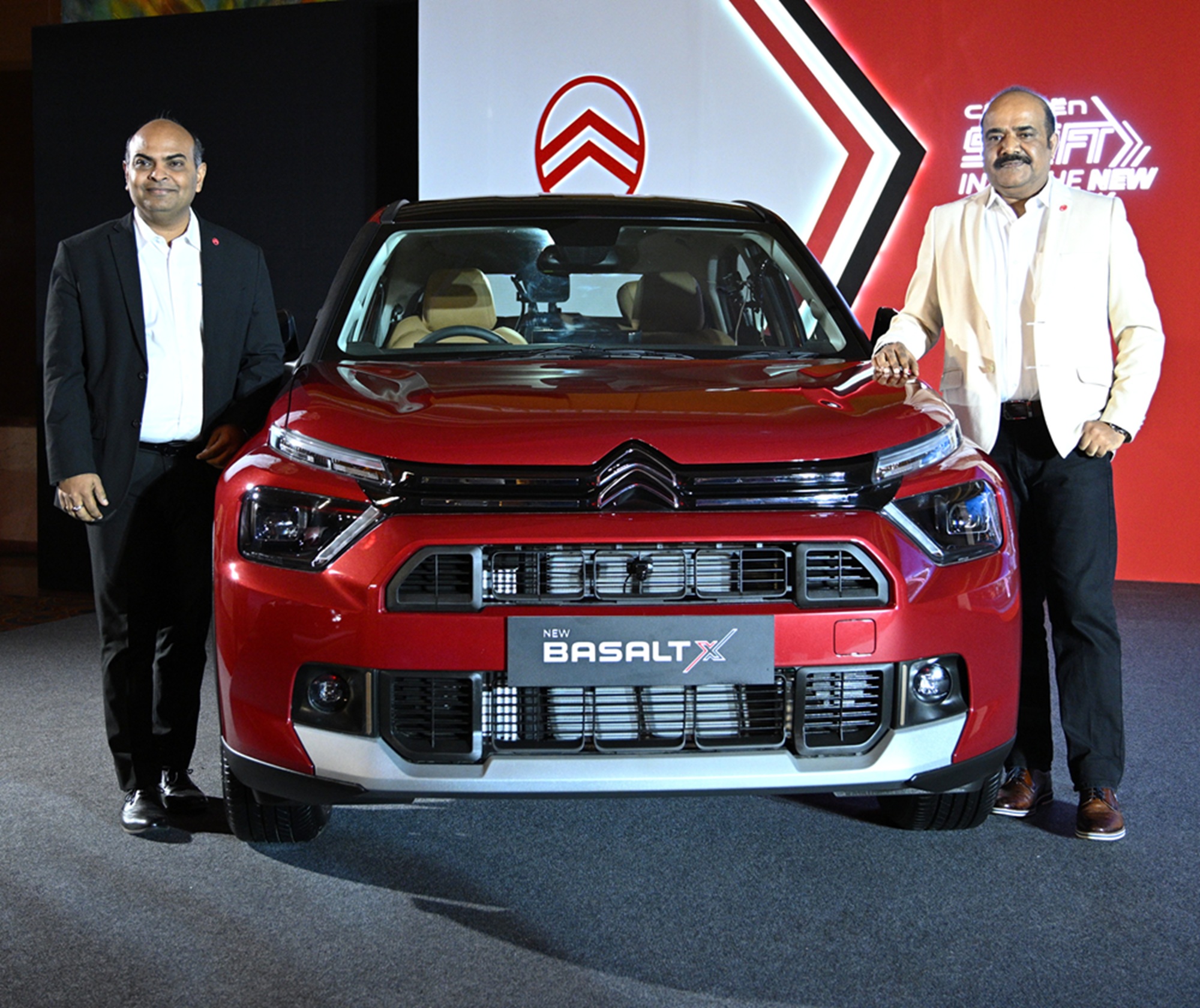 CITROËN BASALT X WITH CARA